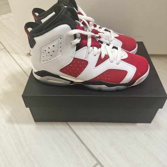 Air Jordan 6 - Picture 2 of 4